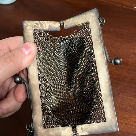 Collectible Antique German Silver Mesh / Chainmail Small Purse - Picture 7 of 9